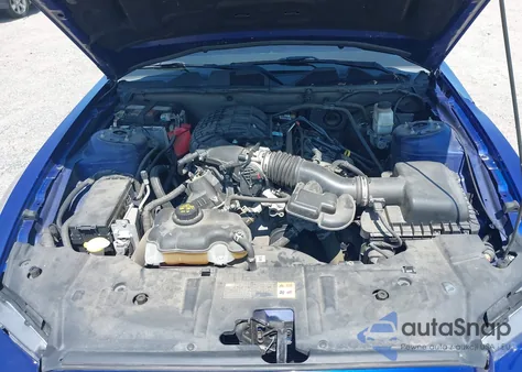 2014 Ford Mustang V6 z USA, uszkodzony, nr VIN 1ZVBP8AM6E5283340